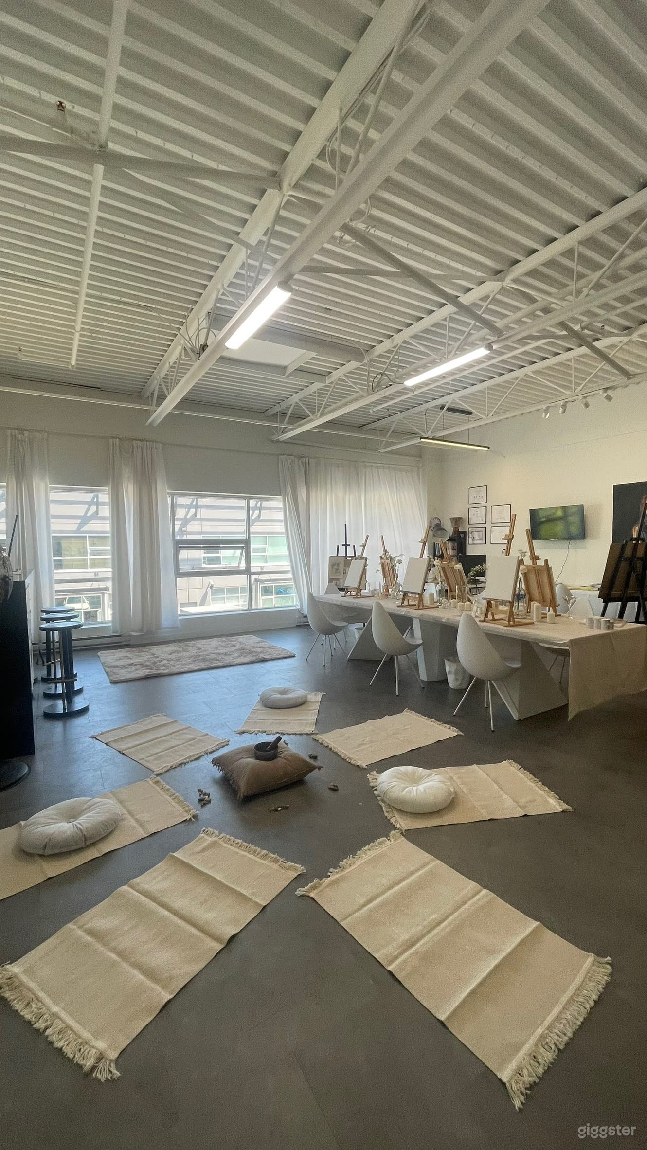 Modern Party/Event/Yoga/Art Creative Space Photo 4