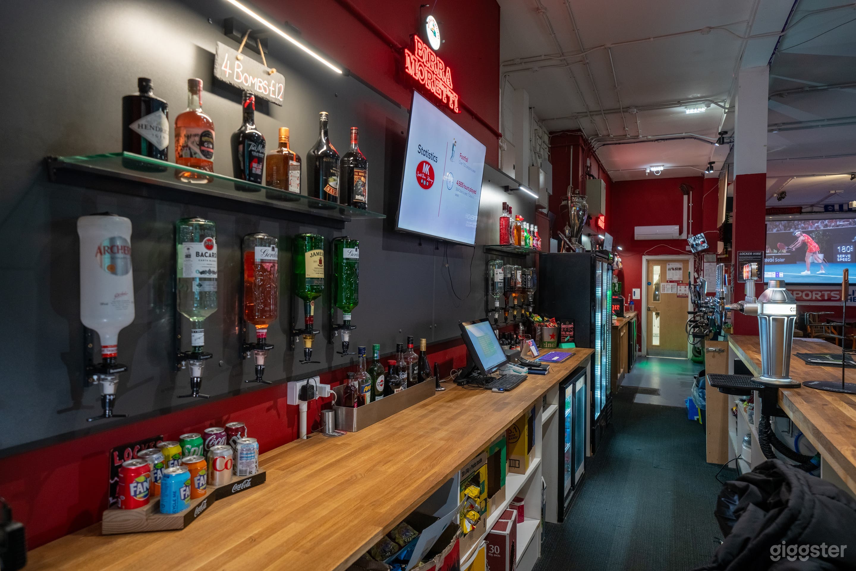 Milton Keynes' Biggest Sports Bar Photo 4