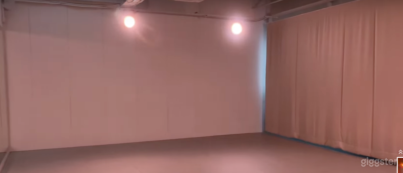 Studio 3 La Petite Photo 2