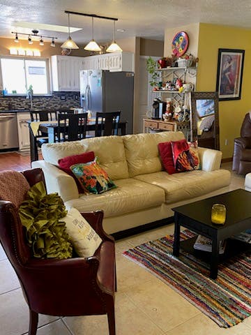 Whimsical, Warm and Inviting Home! Photo 1