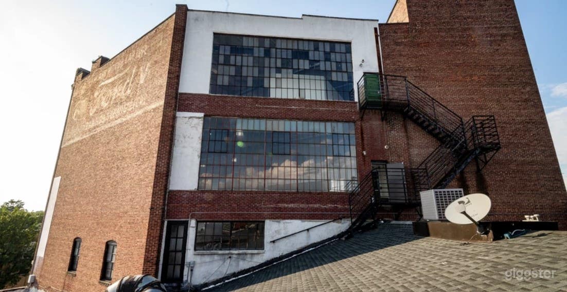 Dance &amp; Fitness Studio w Rooftop Access &amp; CityView Photo 4