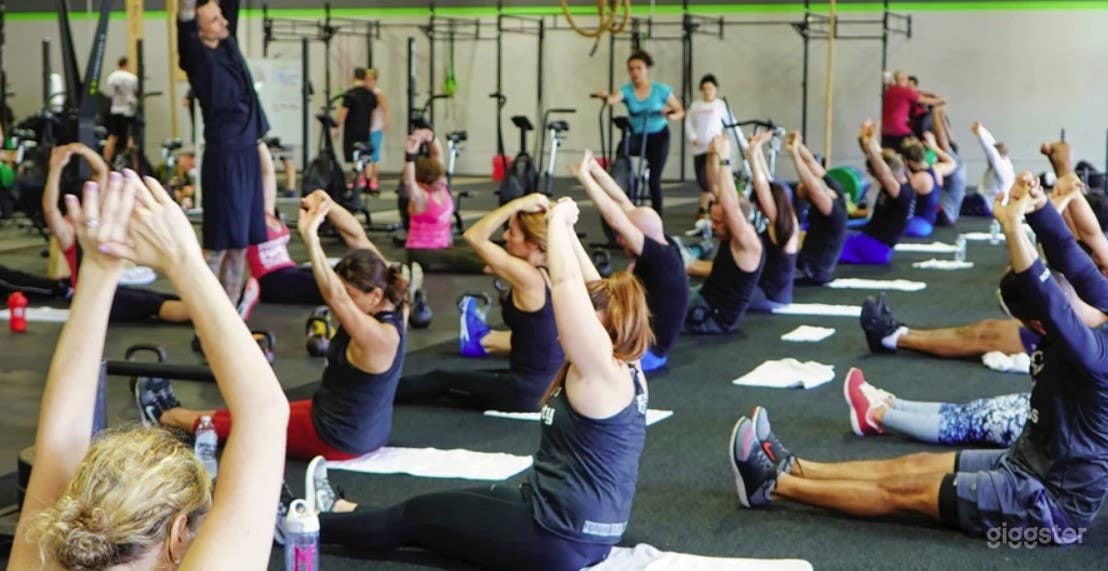 Dance &amp; Fitness Studio w Rooftop Access &amp; CityView Photo 1