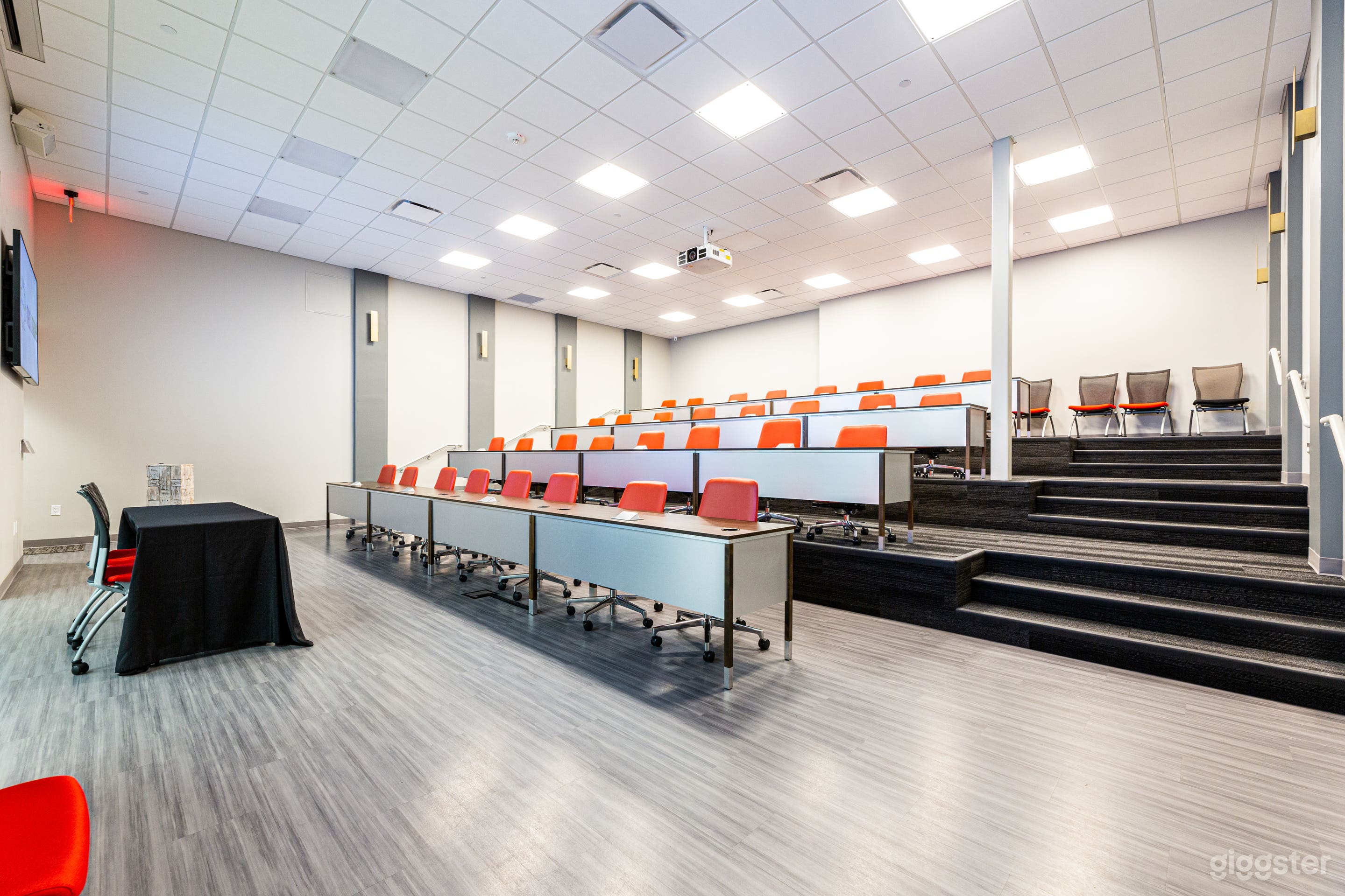 Versatile Theatre-Style Auditorium For 50 Photo 1