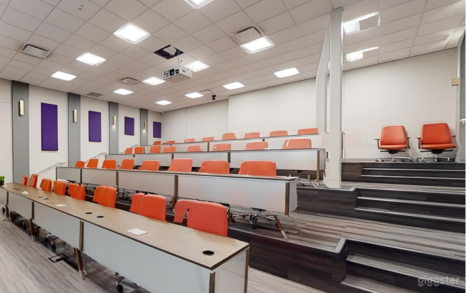 Versatile Theatre-Style Auditorium For 50 Photo 4