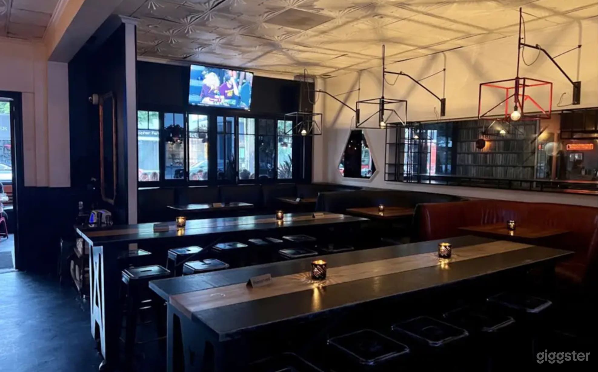 Stylish Urban Bar for Private Events, Brand Activations Photo 2