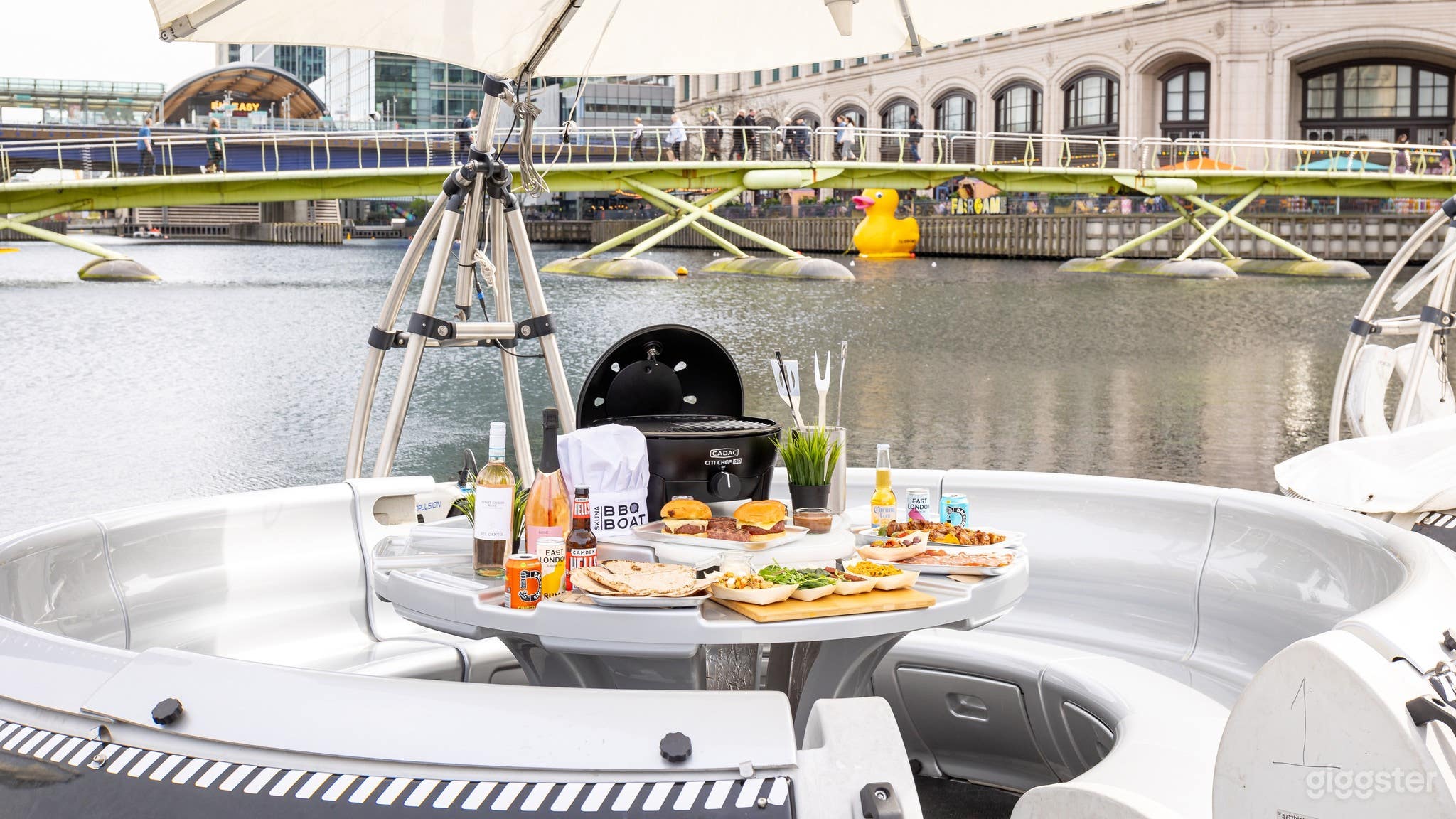  Feast and Unique Barbecue Boat Photo 3