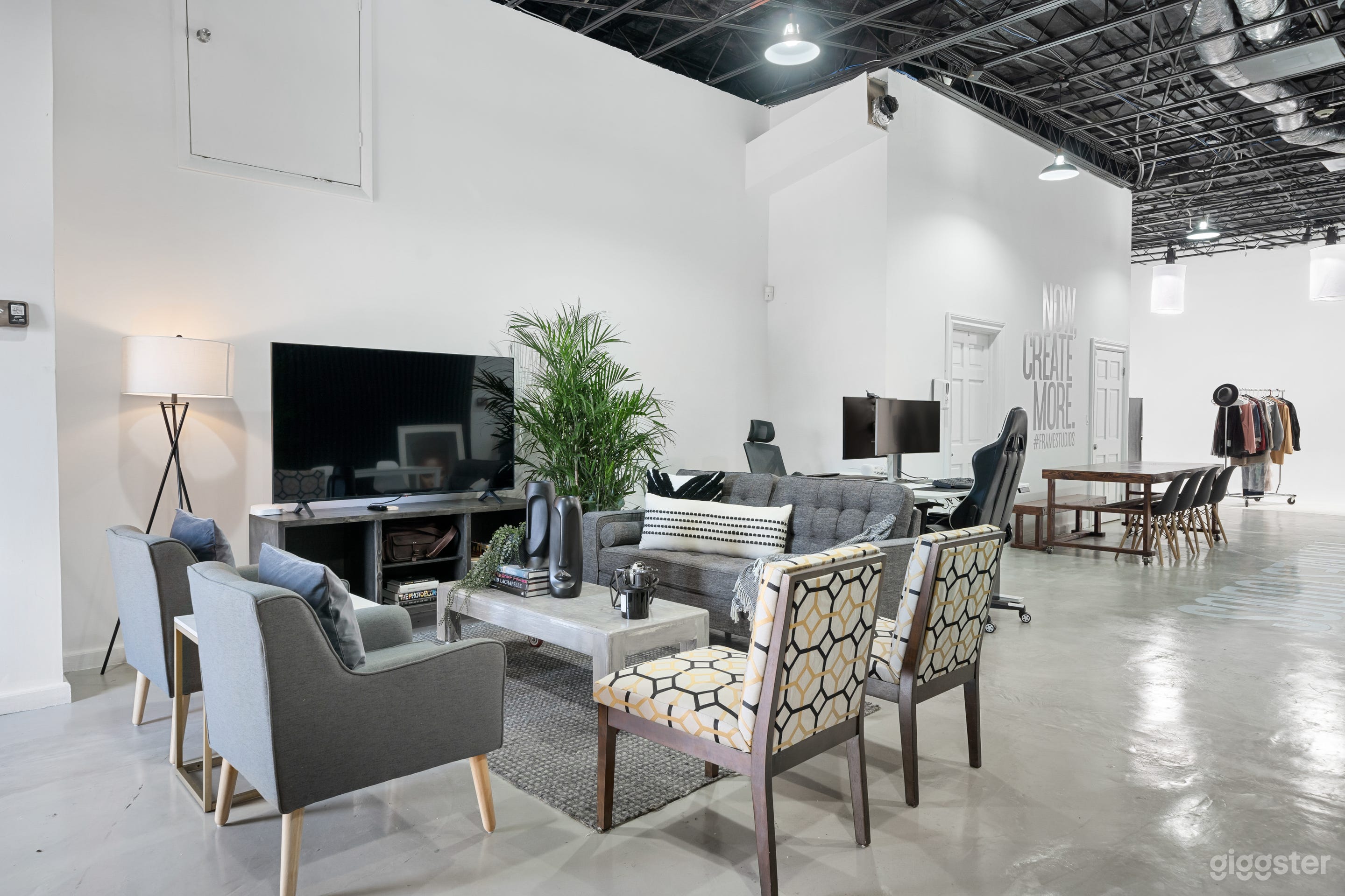 The Bahamas Film&amp;Photo Studio Photo 4