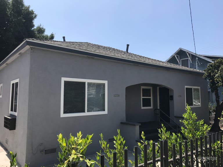  Two separate buildings and a courtyard on a lot 