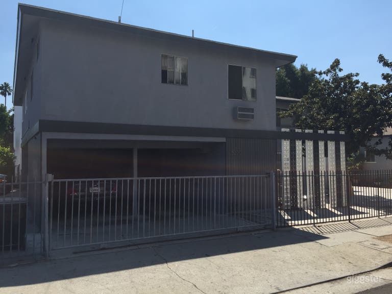  Two separate buildings and a courtyard on a lot 