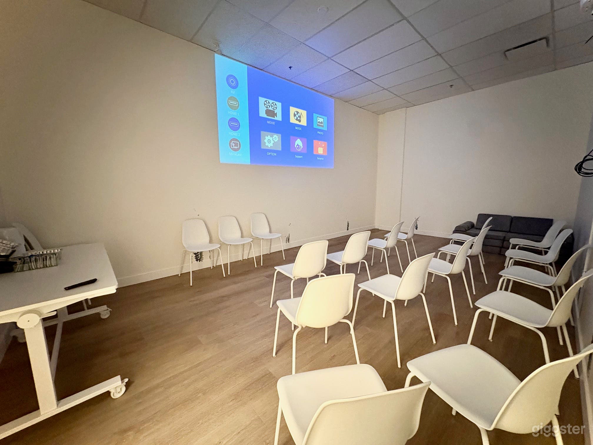 Party Room 1 Multi-purpose Space Photo 3