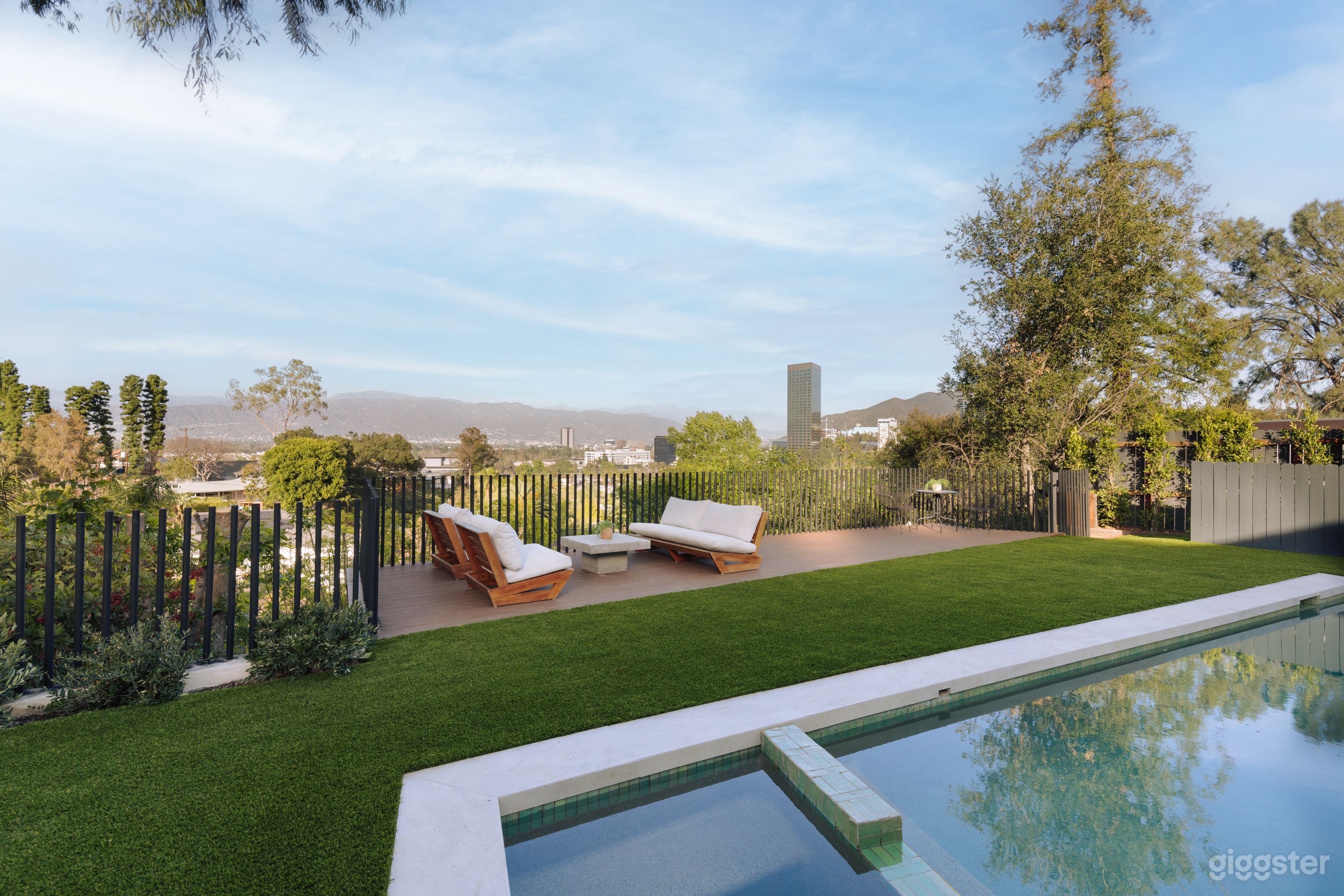 Modern Tuscan Dream Home - Perfect Photoshoot Spot Photo 2