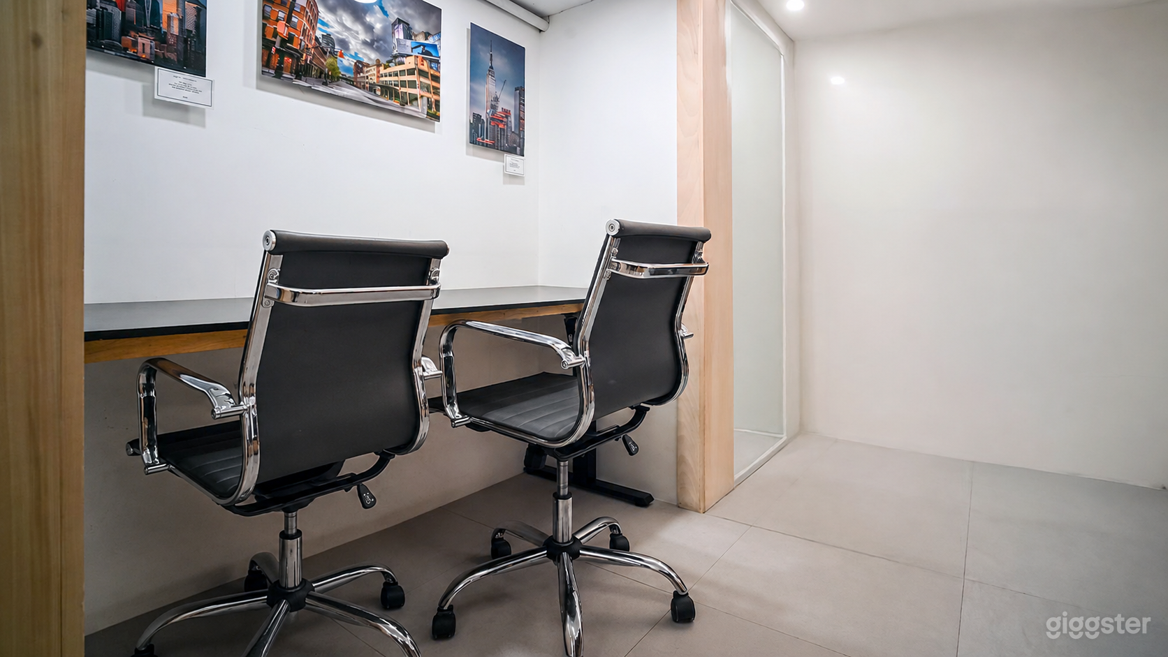 Pietra Alcove | Modern Workspace for Focused Work Photo 4