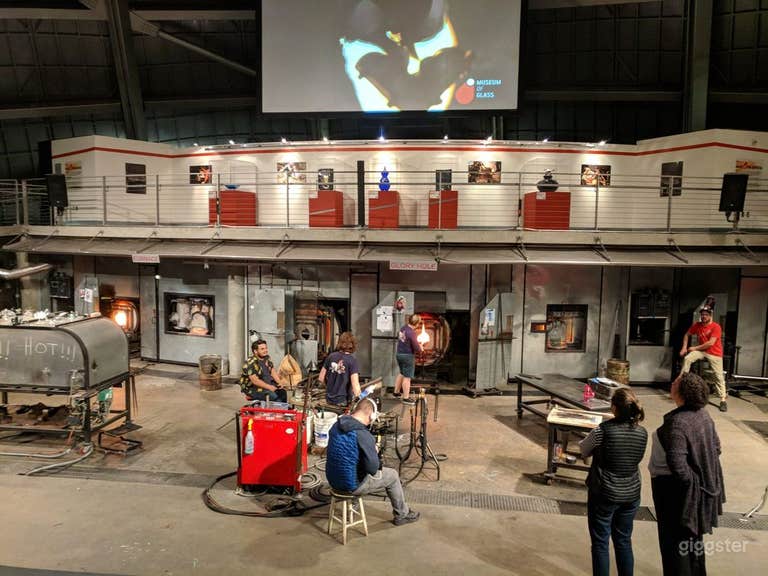  Working Glass Studio 