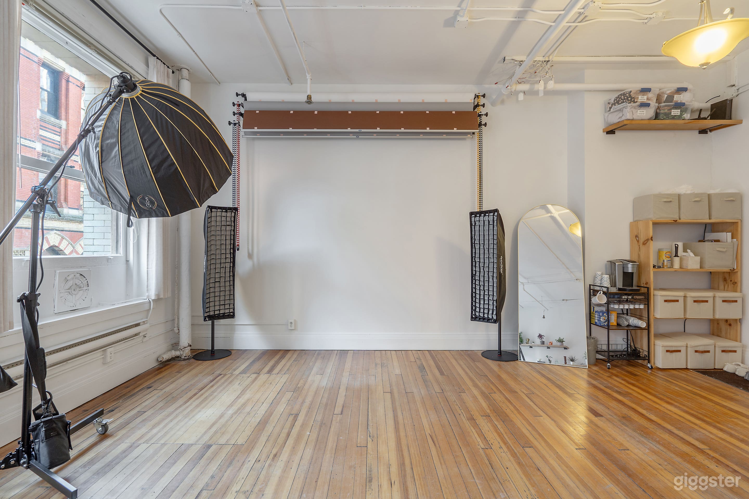 Downtown Syracuse Photo and Podcast Studio Photo 3