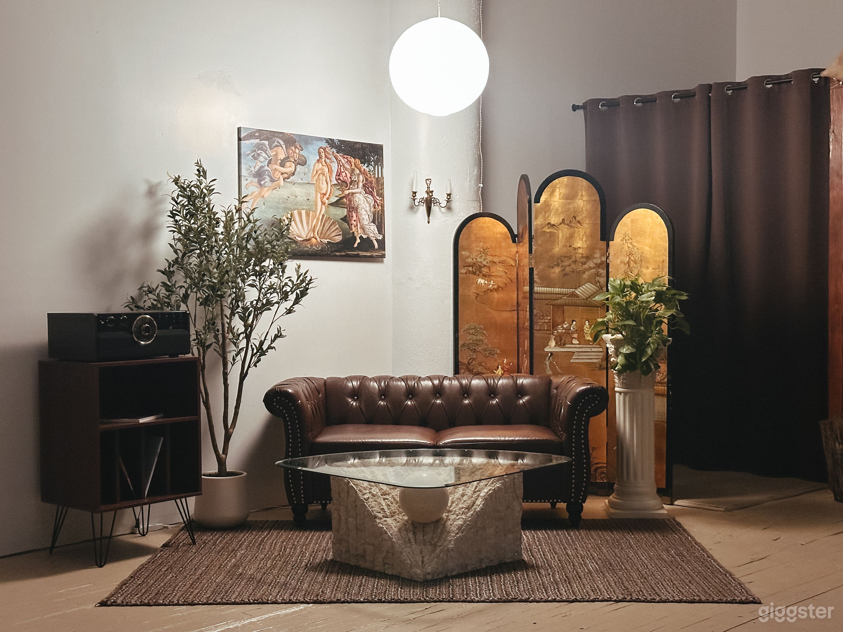 BEST VALUE! Beautiful Vintage Inspired BK Studio Photo 2