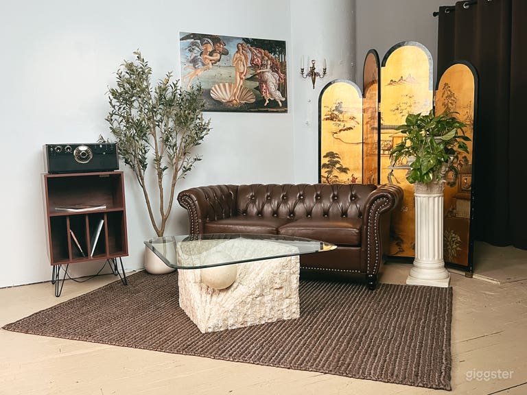  BEST VALUE! Beautiful Vintage Inspired BK Studio 