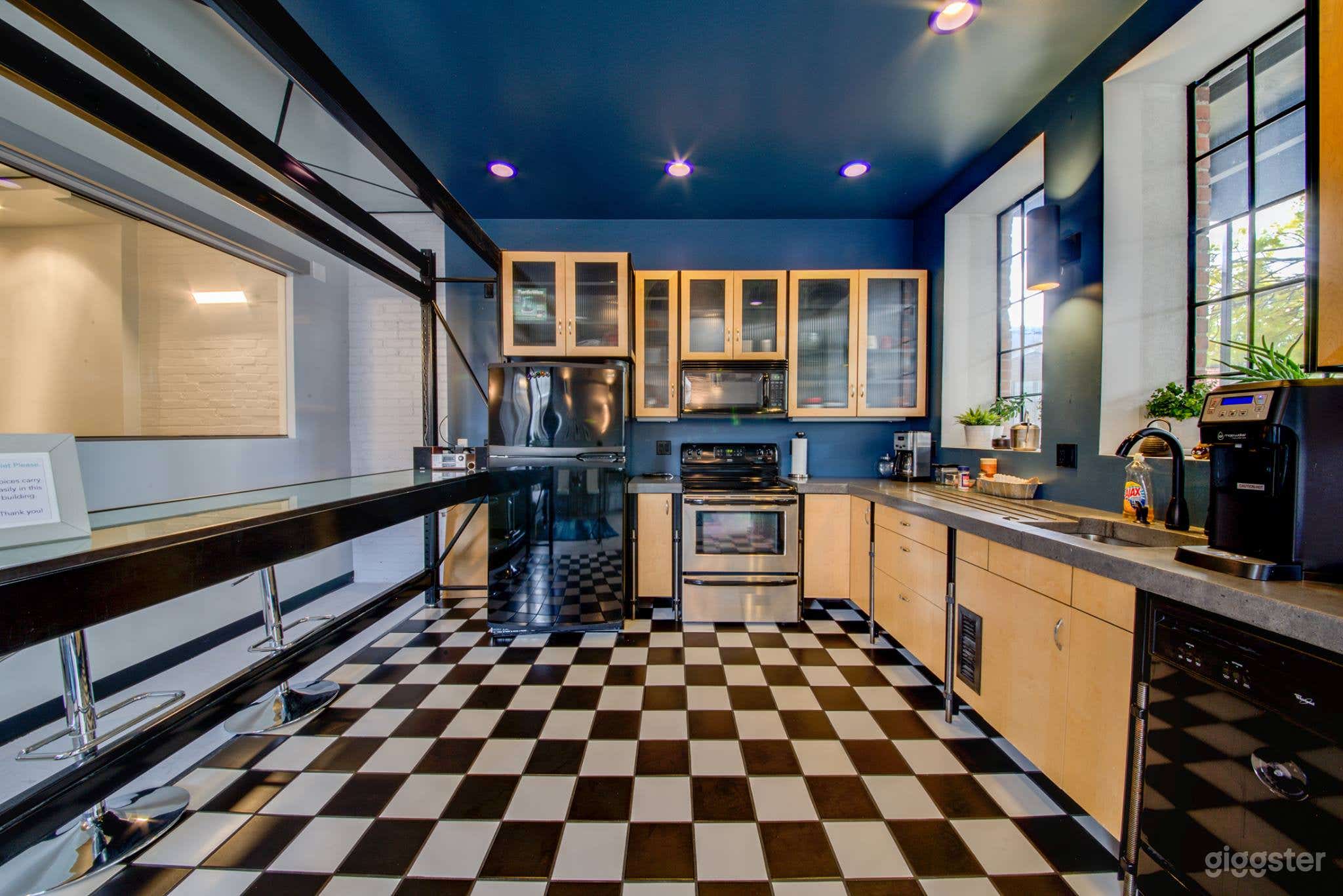 Conference Room B Photo 3