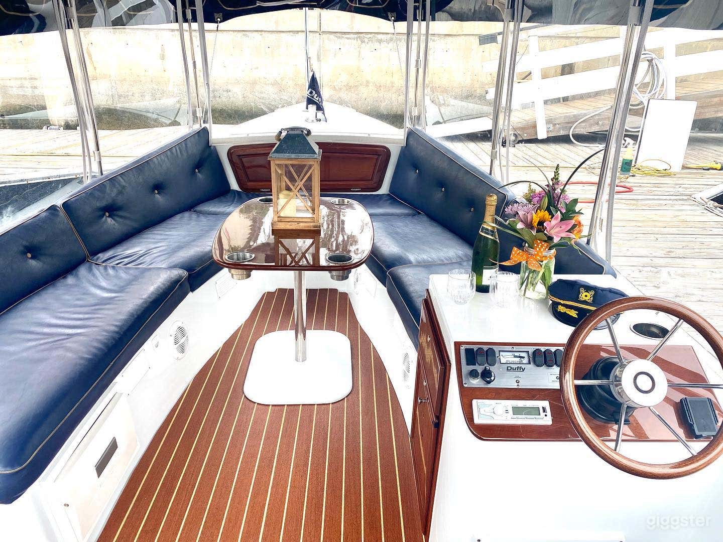 Holiday Duffy Boat Rental  Photo 3