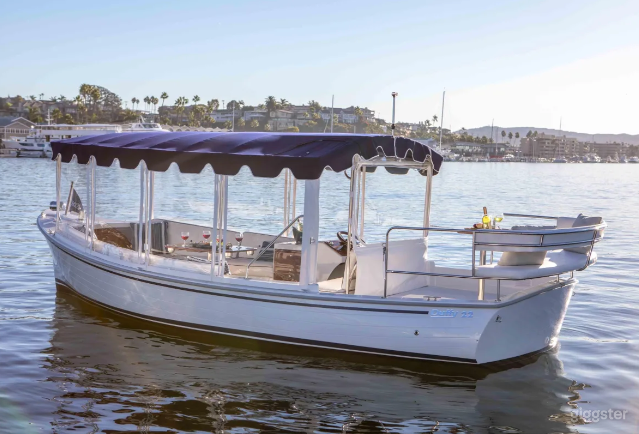 Holiday Duffy Boat Rental  Photo 1