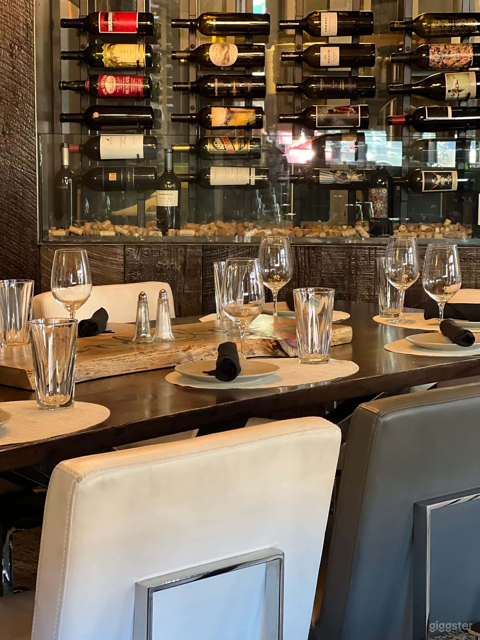  Chic &amp; Sophisticated Restaurant in SouthGlenn Photo 3