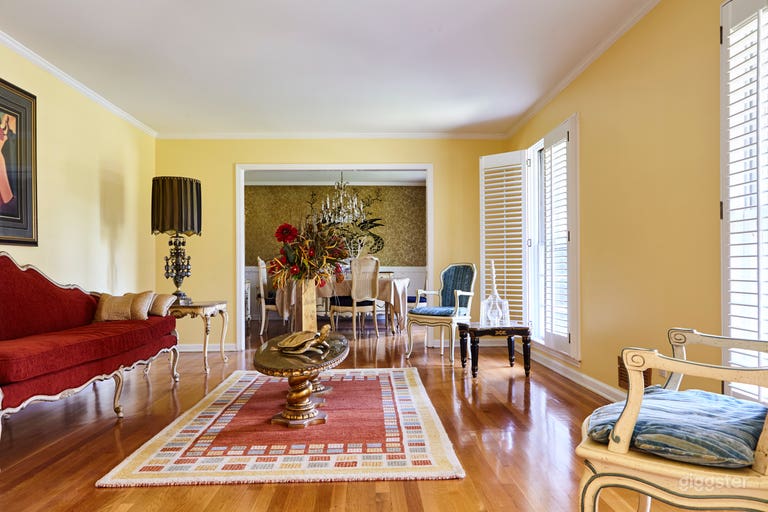  Perfect for Inter-Generational Themed Film Shoot! 