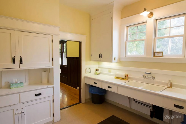  A Quaint Venue for Perfect Gatherings in the Valley of Hearts Delight 