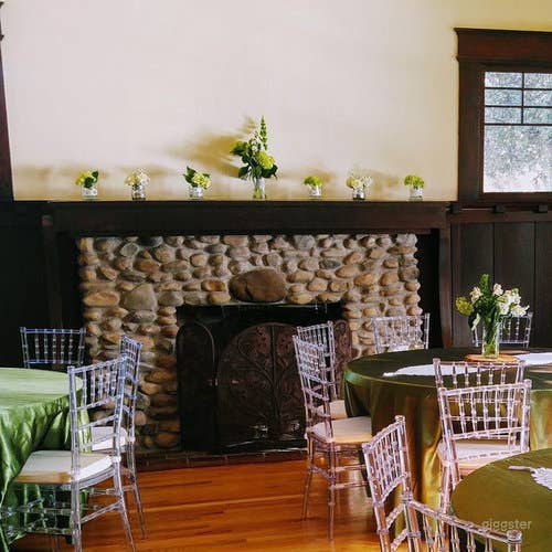  A Quaint Venue for Perfect Gatherings in the Valley of Hearts Delight 
