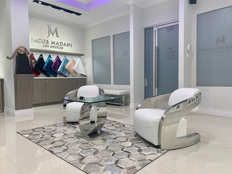  Luxury Footwear Showroom/Boutique 