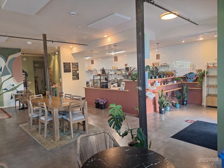  Cozy West Oakland Café 