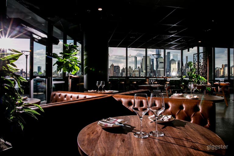  Back Lounge at The Eatery & Bar 