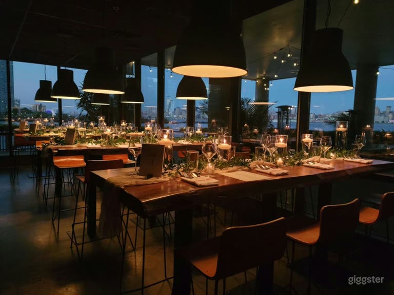  Back Lounge at The Eatery & Bar 