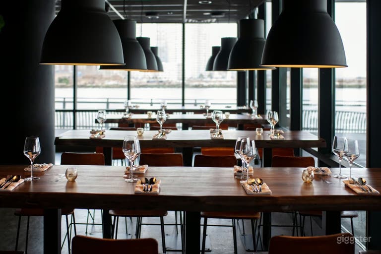  Back Lounge at The Eatery & Bar 