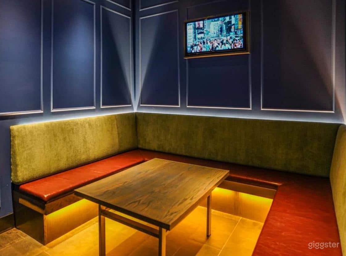 Small Karaoke Room for 8 People Photo 3