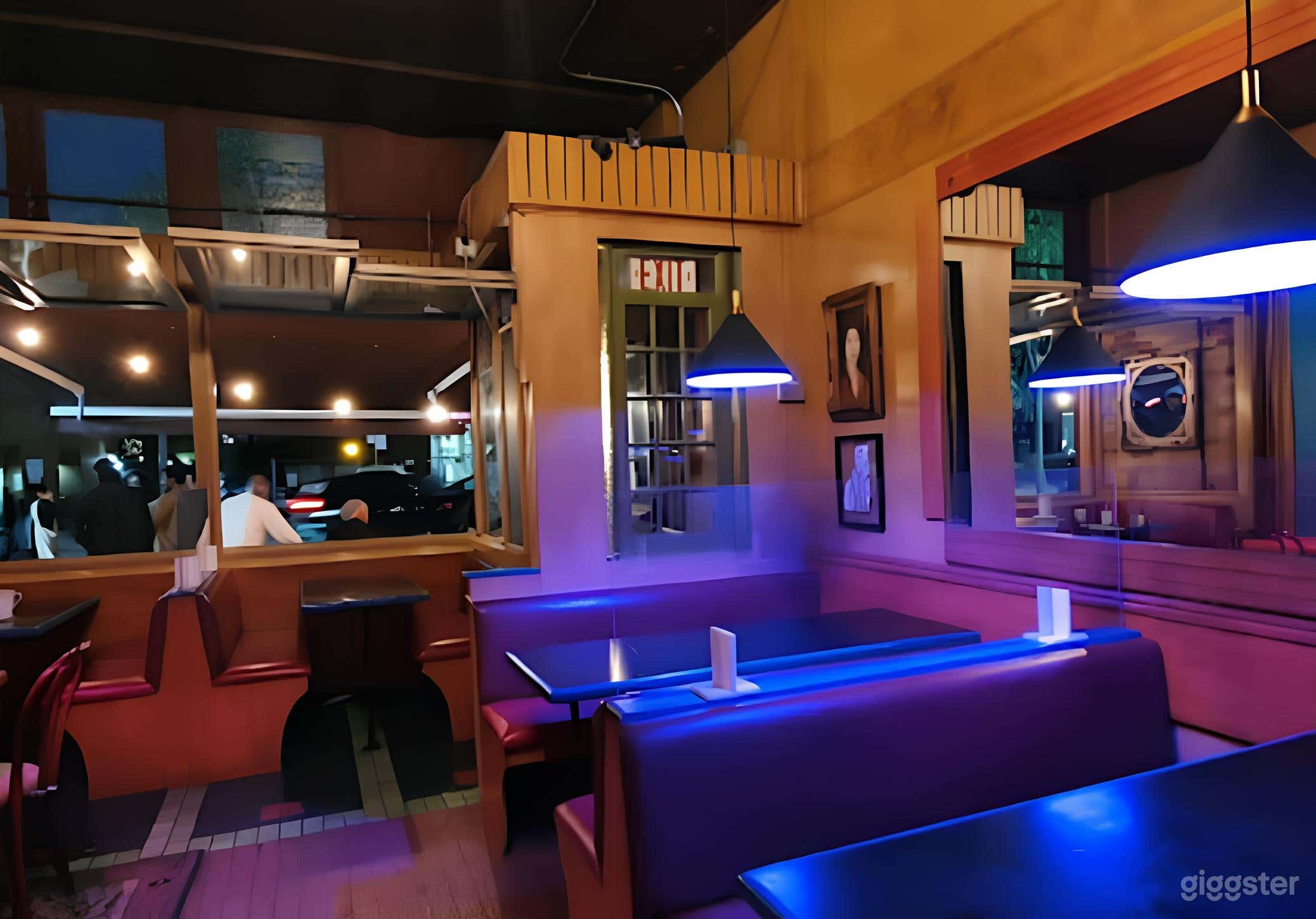 Bella's Bistro Dining Room Photo 4