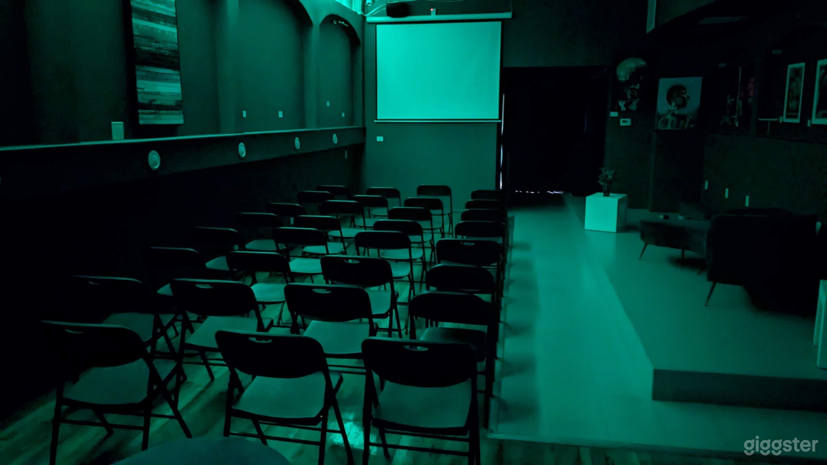 Harlem's Cultural Haven Photo 3