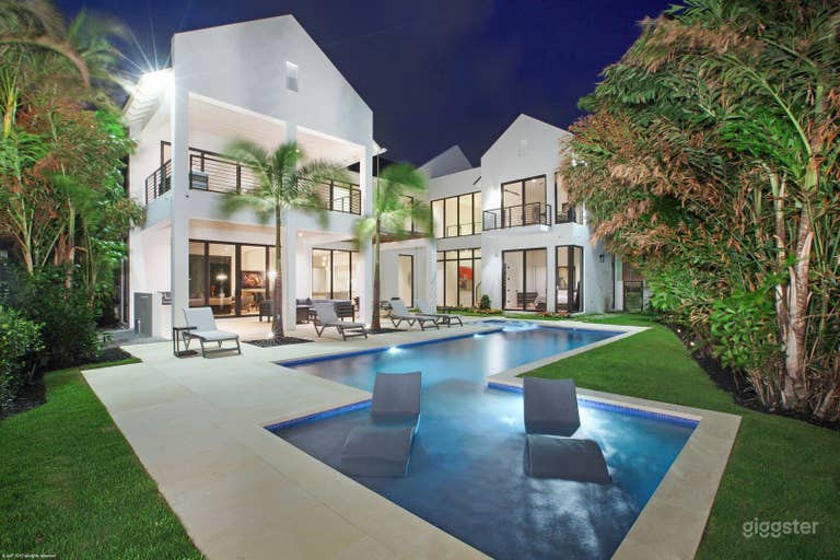  #803 Une résidence luxueuse de 4 chambres et 4 salles de bain à Delray 