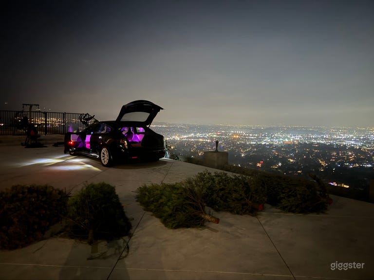  22 mil dollar mansion with an incredible view 