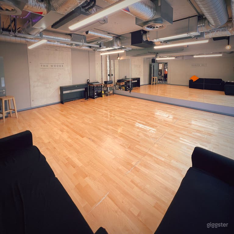  Professional Dance & Studio in East London 