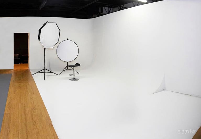  White Cyclorama Wall 