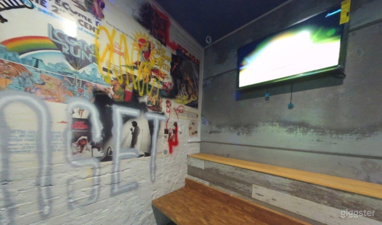 Sunset Blvd. Karaoke Room Photo 3