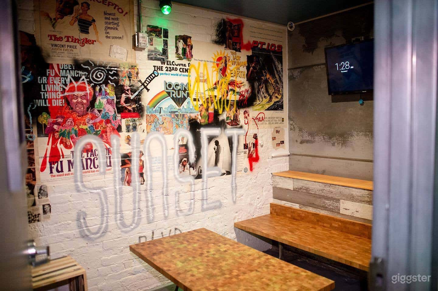 Sunset Blvd. Karaoke Room Photo 1