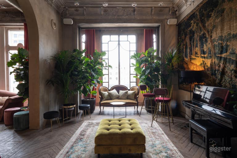 Eleganter Raum mit viel Architektur 