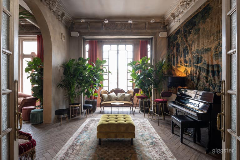  Eleganter Raum mit viel Architektur 