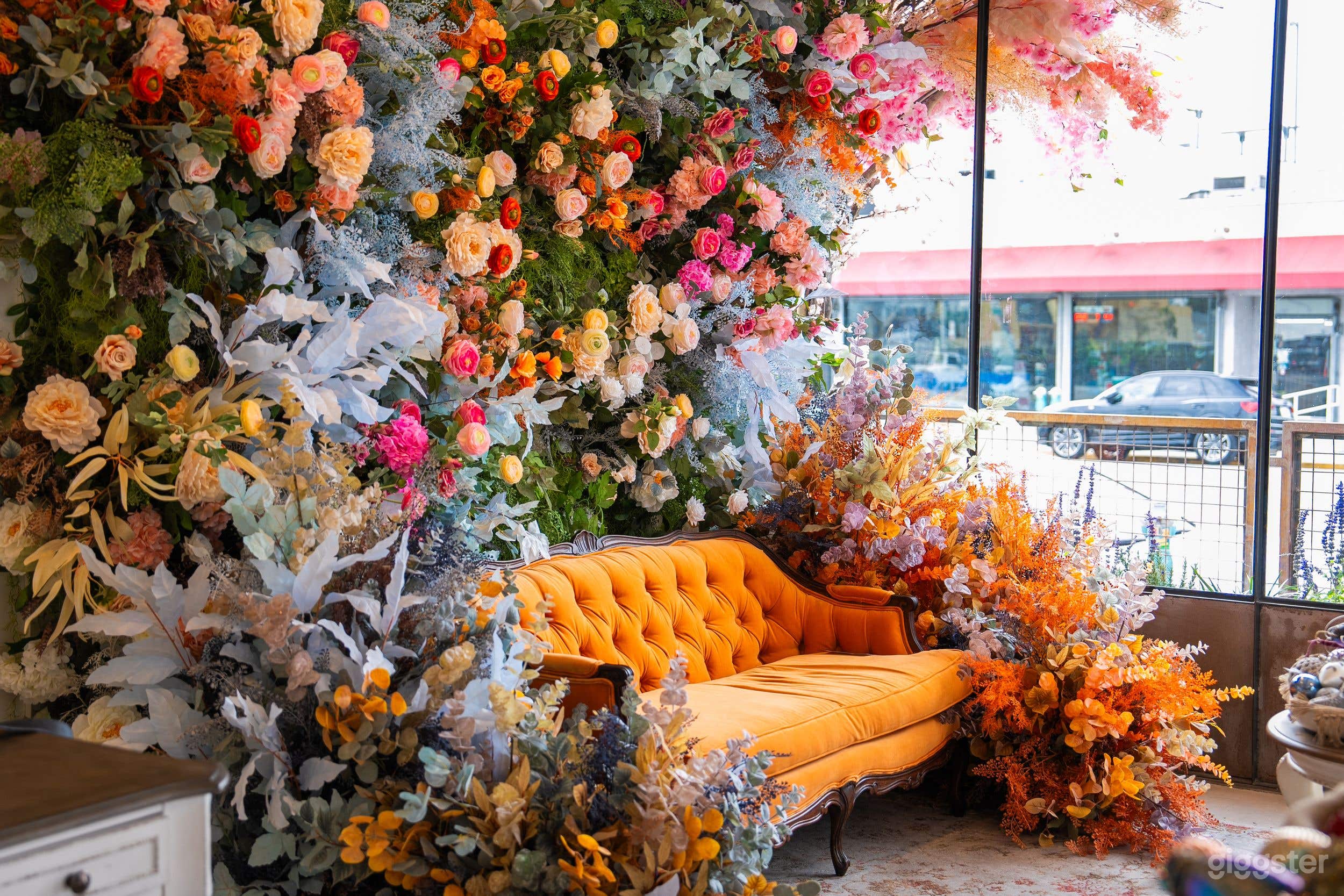 Flower fairytaile studio in Hollywood Photo 1