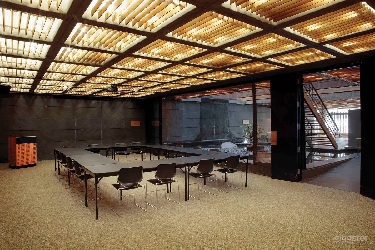 Multi-purpose meeting/reception space