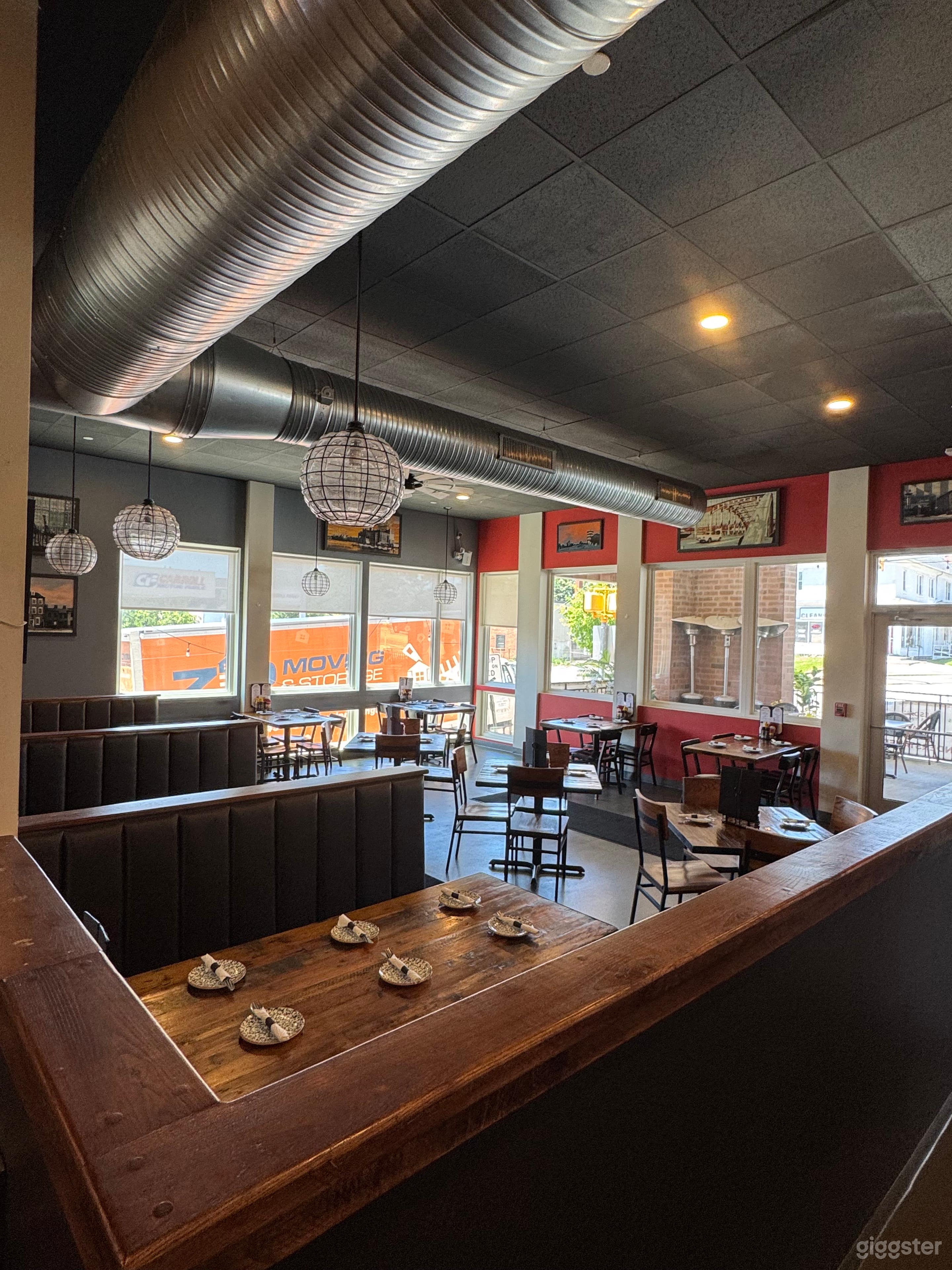 Trendy Tavern/Full Restaurant Buy out Photo 2