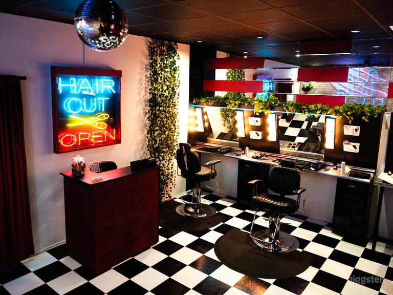  Barbershop, Bar, Retro Room & More! MULTIPLE SETS 