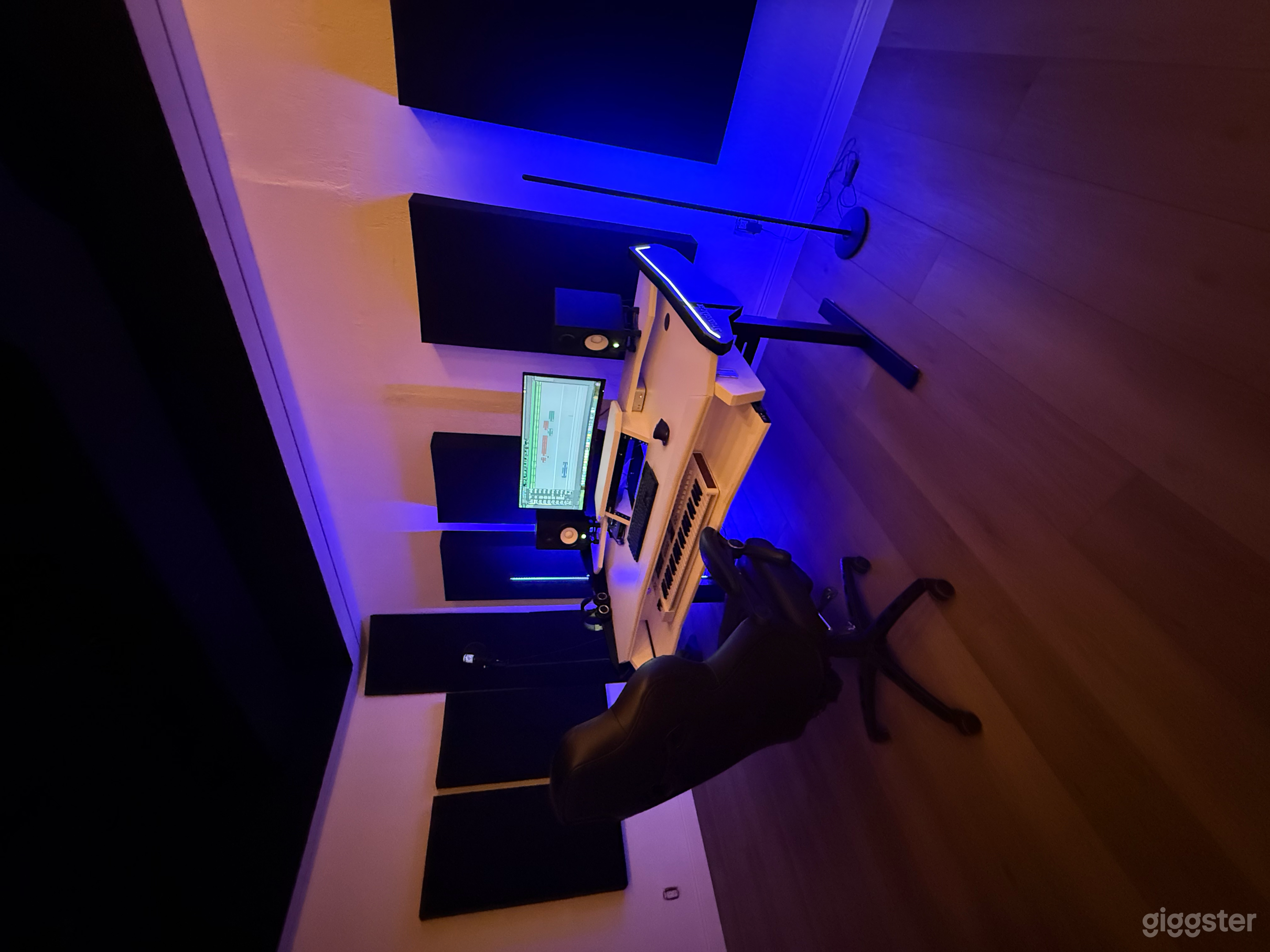 MUSIC RECORDING STUDIO Photo 1