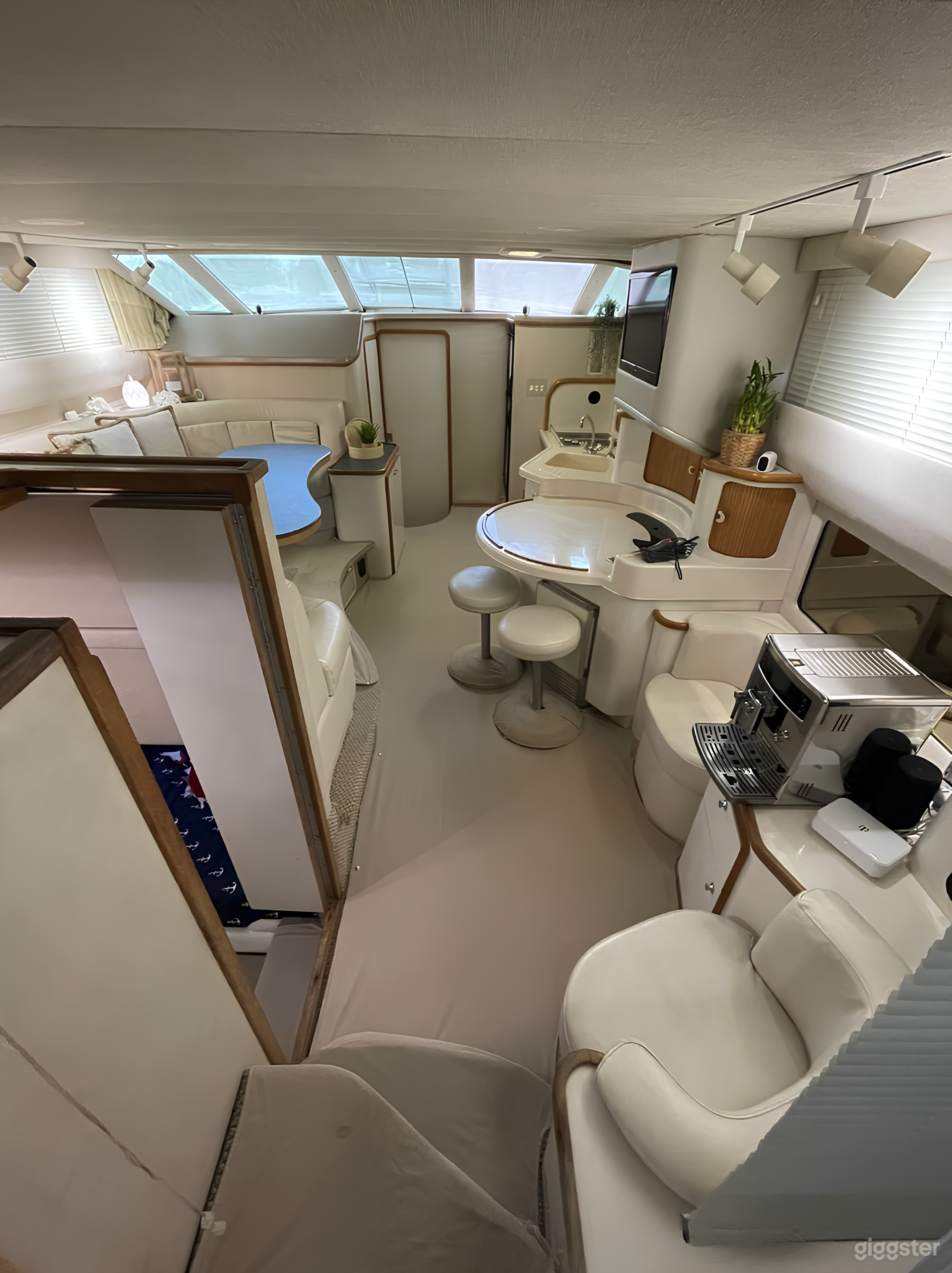 50ft Sedan Bridge (Party Magic) Photo 3