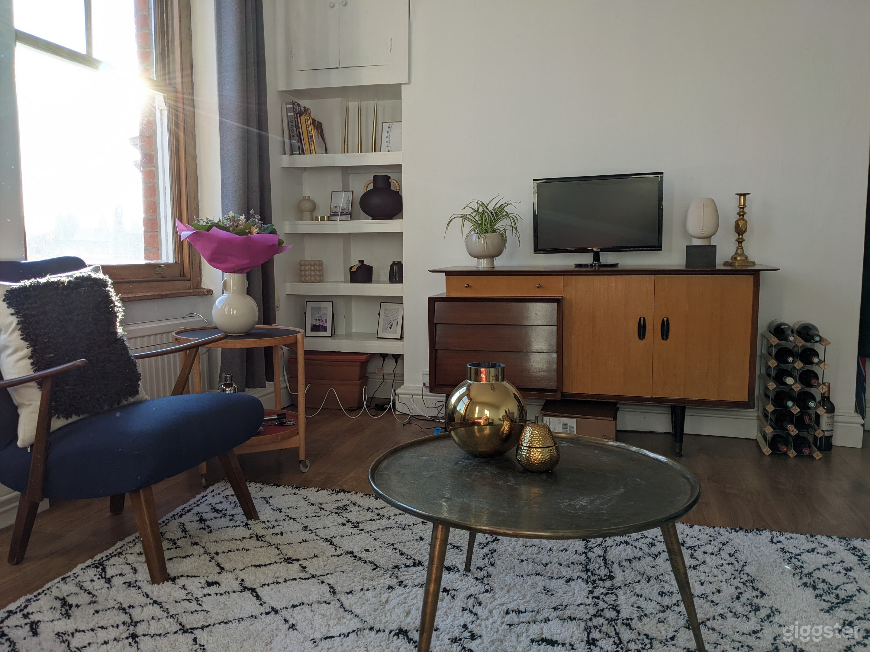 Retro / vintage designer flat in Islington Photo 3